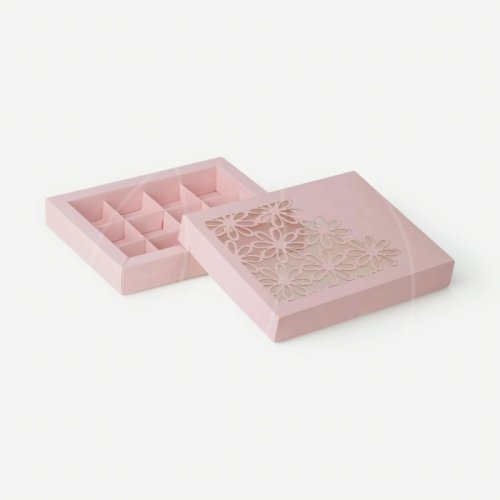 Коробка на 12 конфет с окном "Ромашка" розовая 