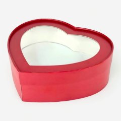 Коробка для сладостей с окном "Сердце" Красная 21,5х18х3,5 см 071212